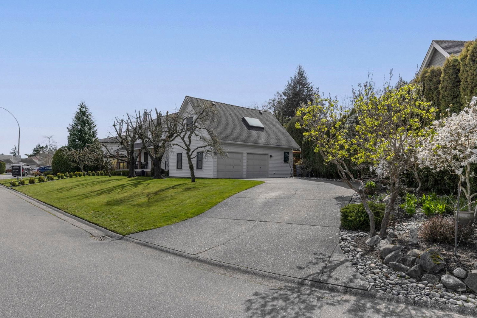 Listing Image 25