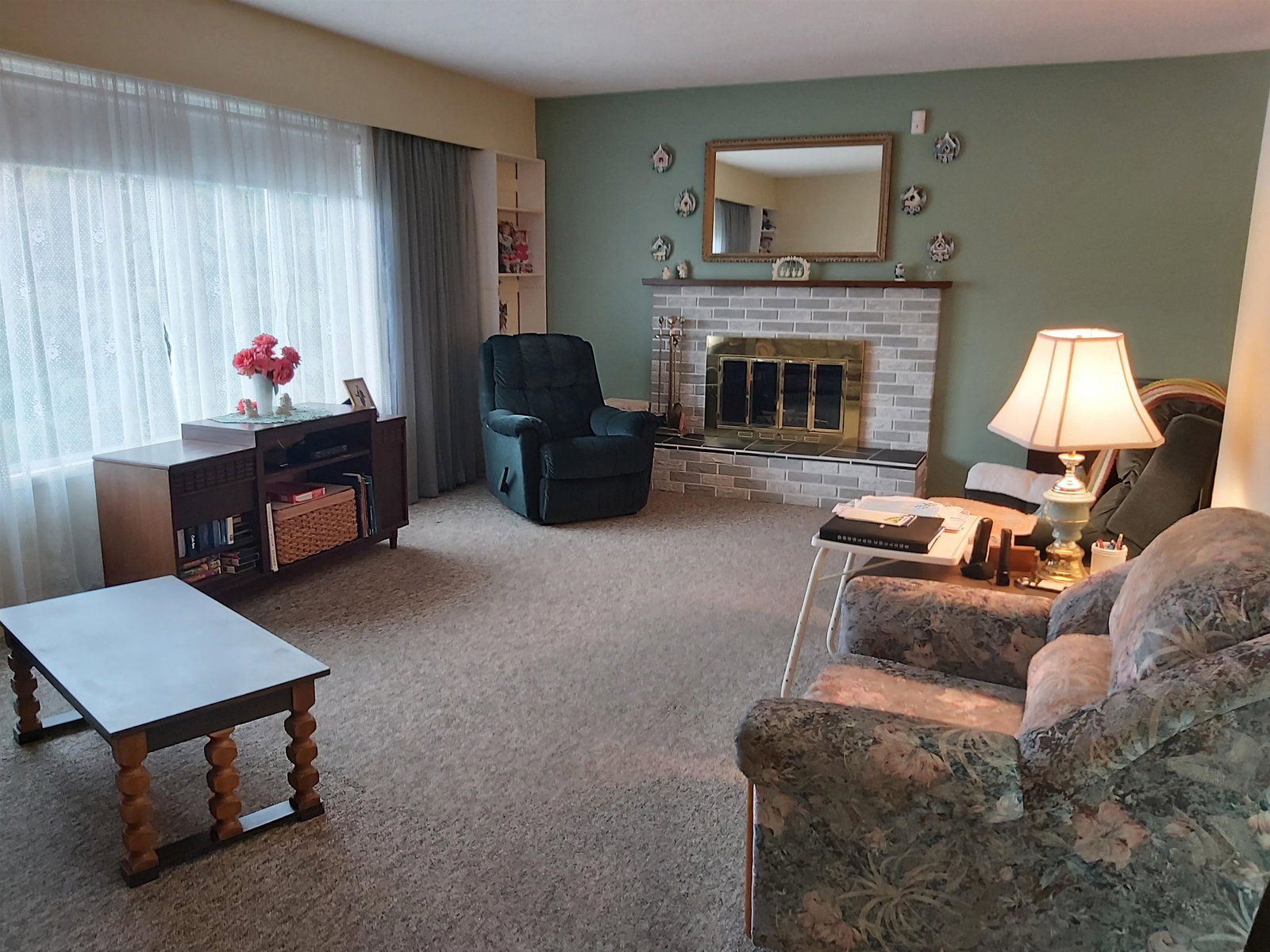 Listing Image 5
