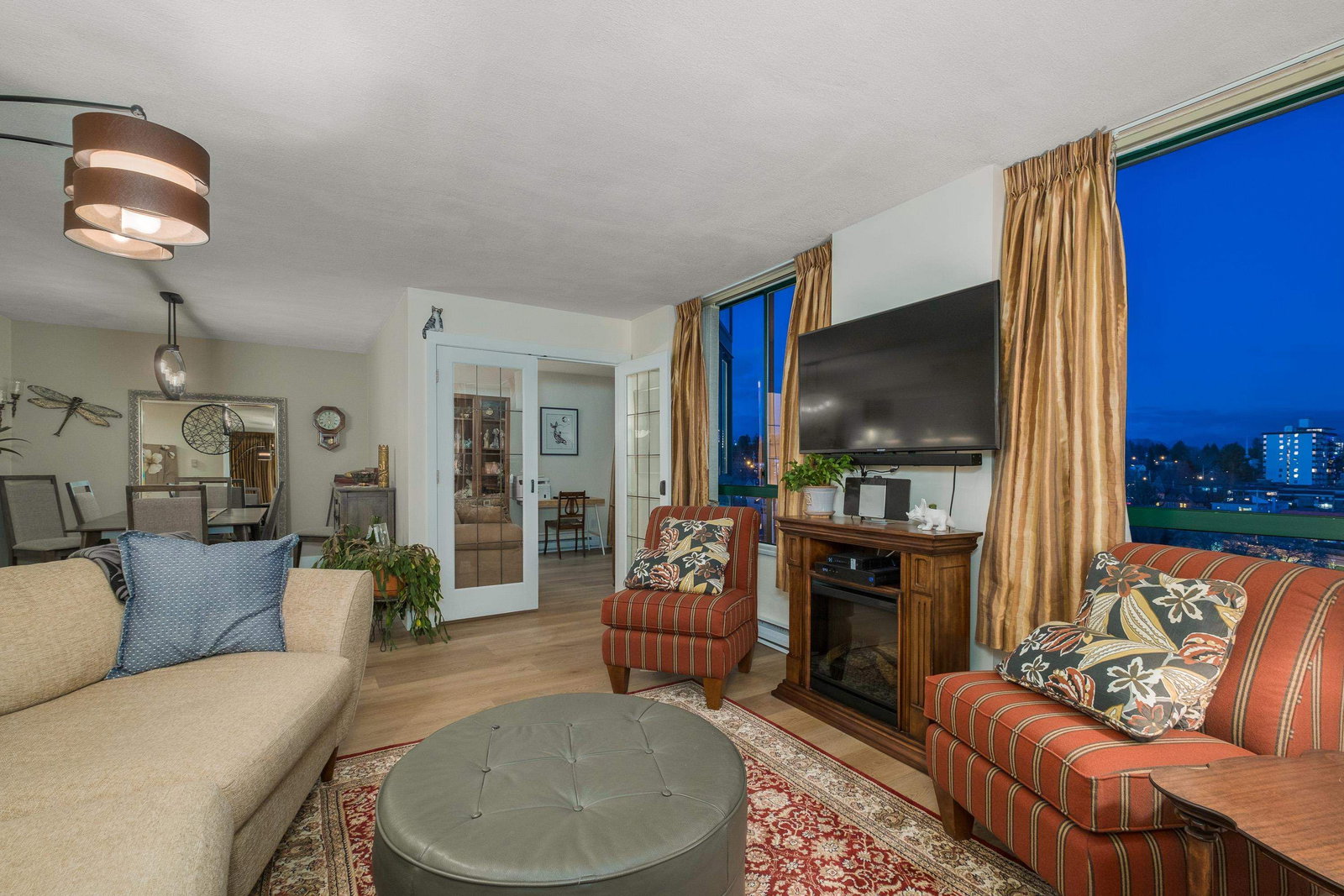 Listing Image 14