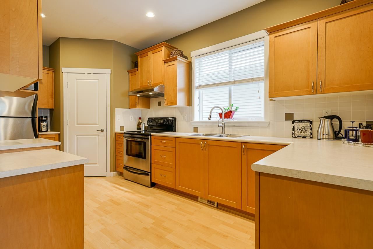 Listing Image 19