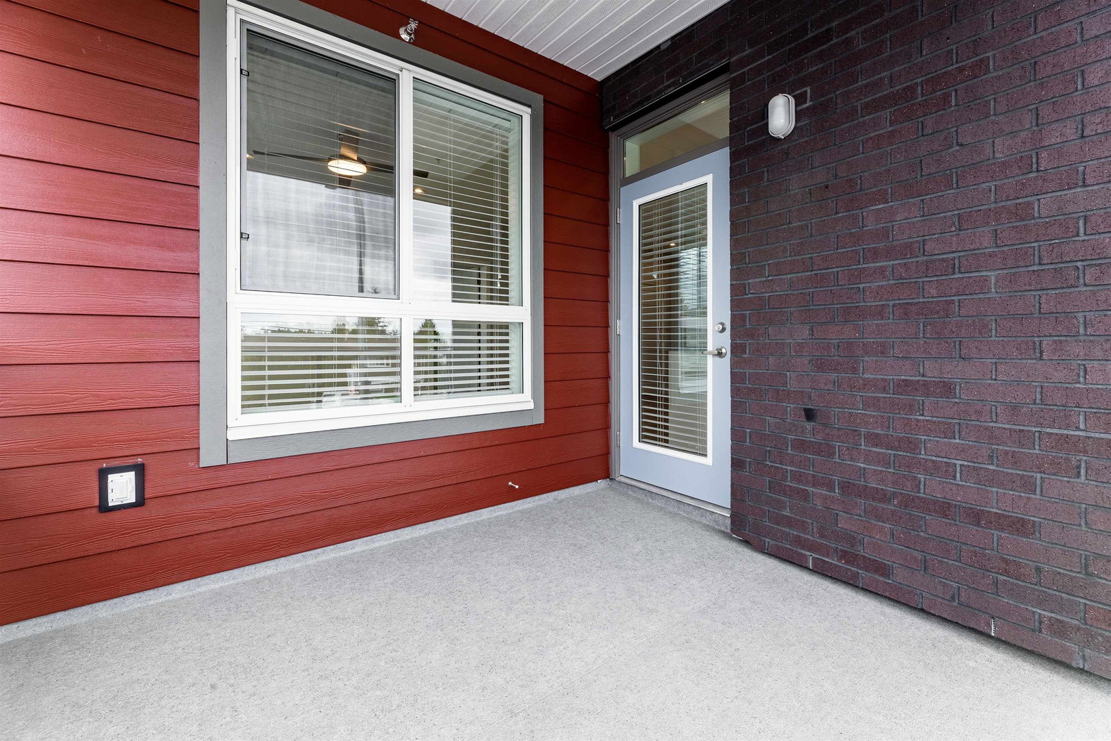 Listing Image 27
