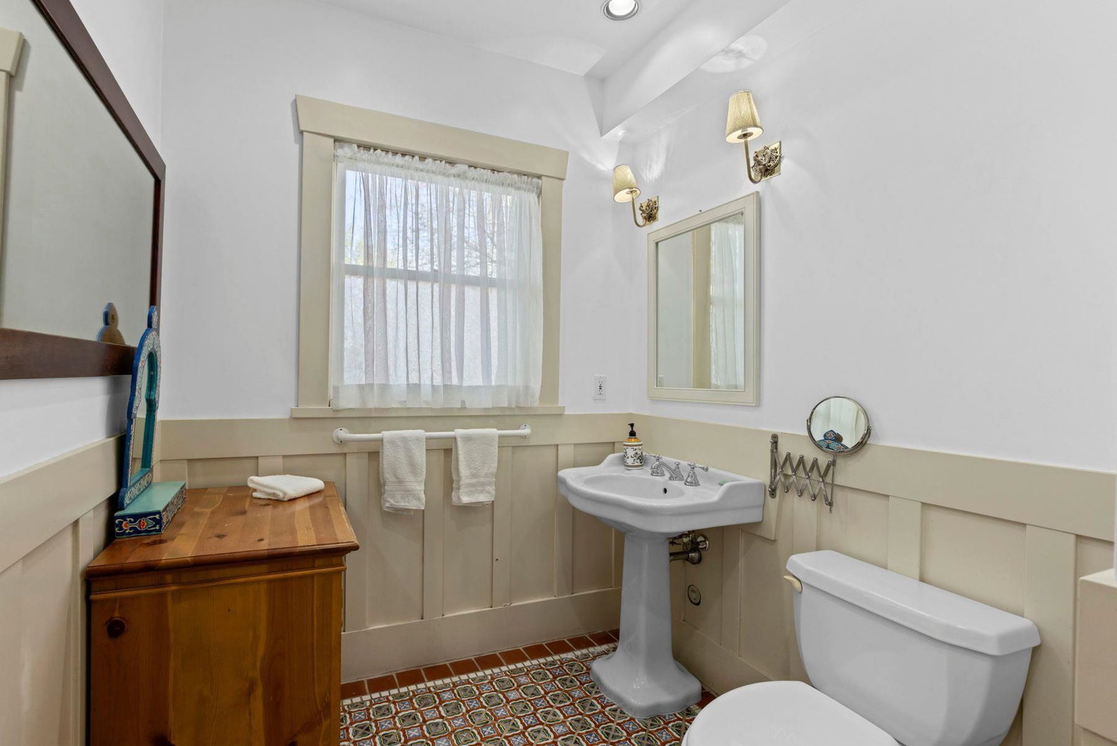 Listing Image 15