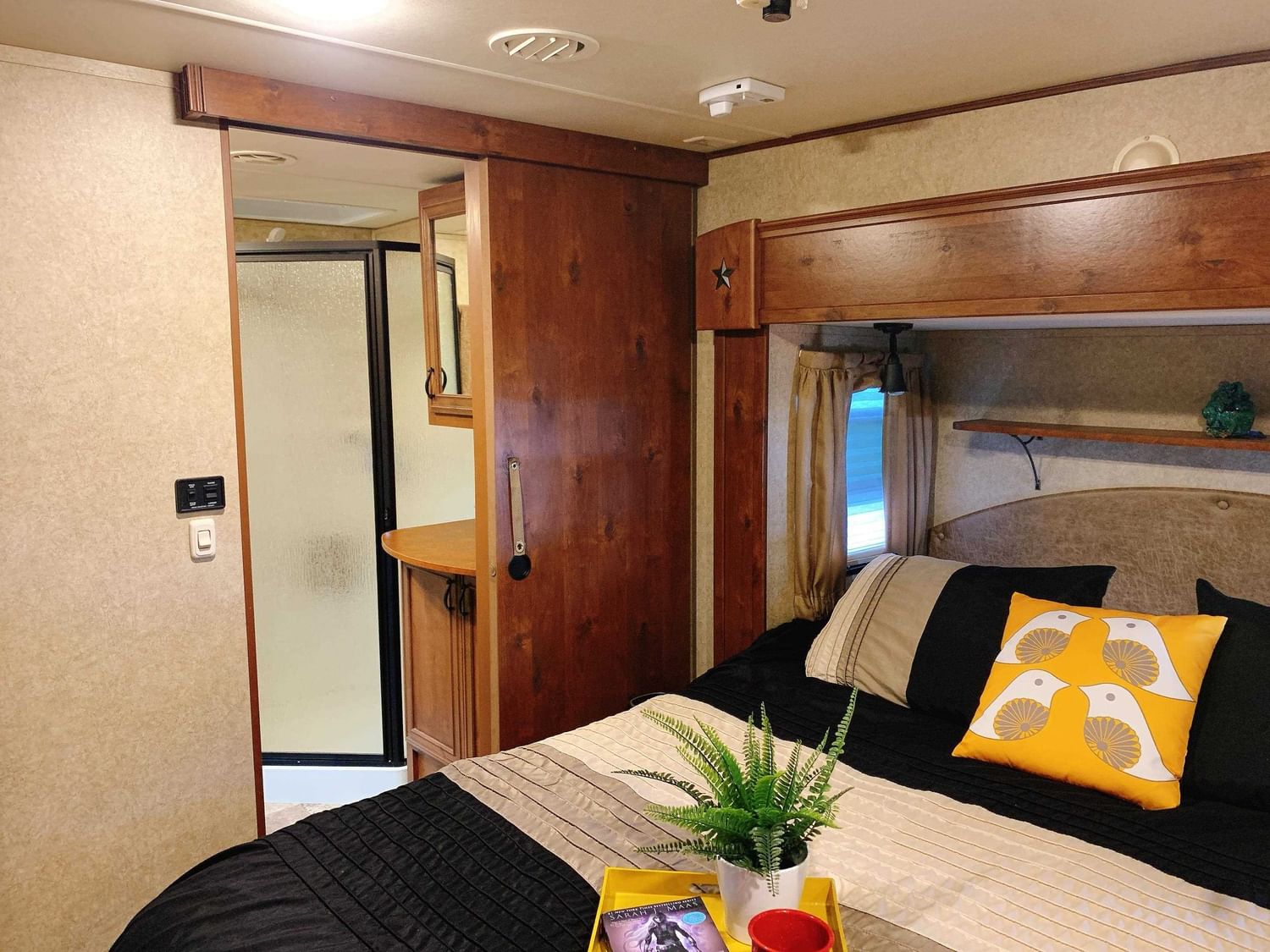 Listing Image 22