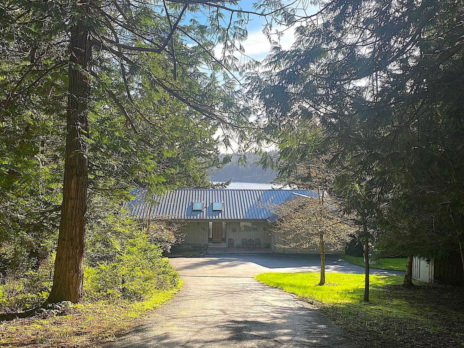 Listing Image 8
