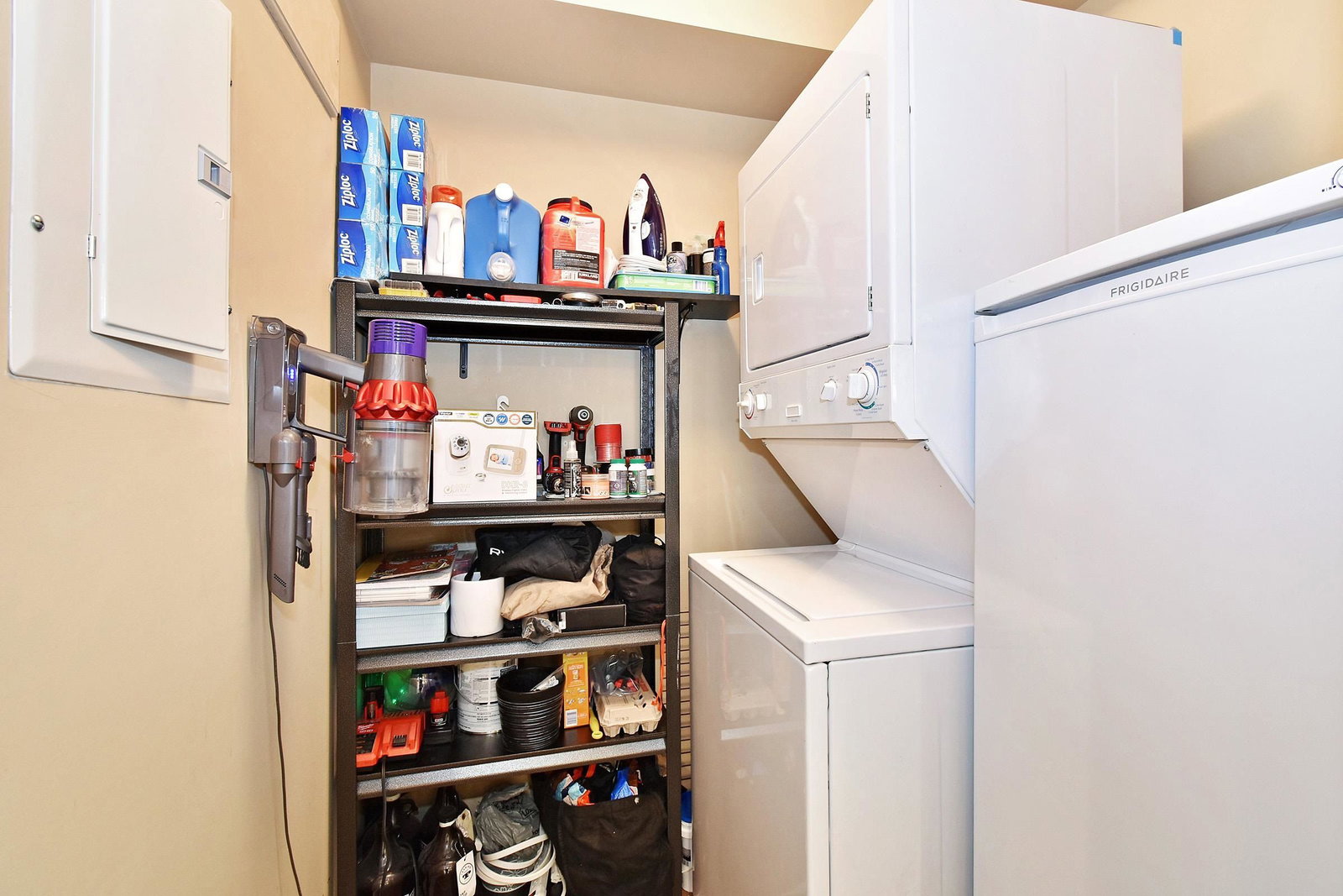 Listing Image 10