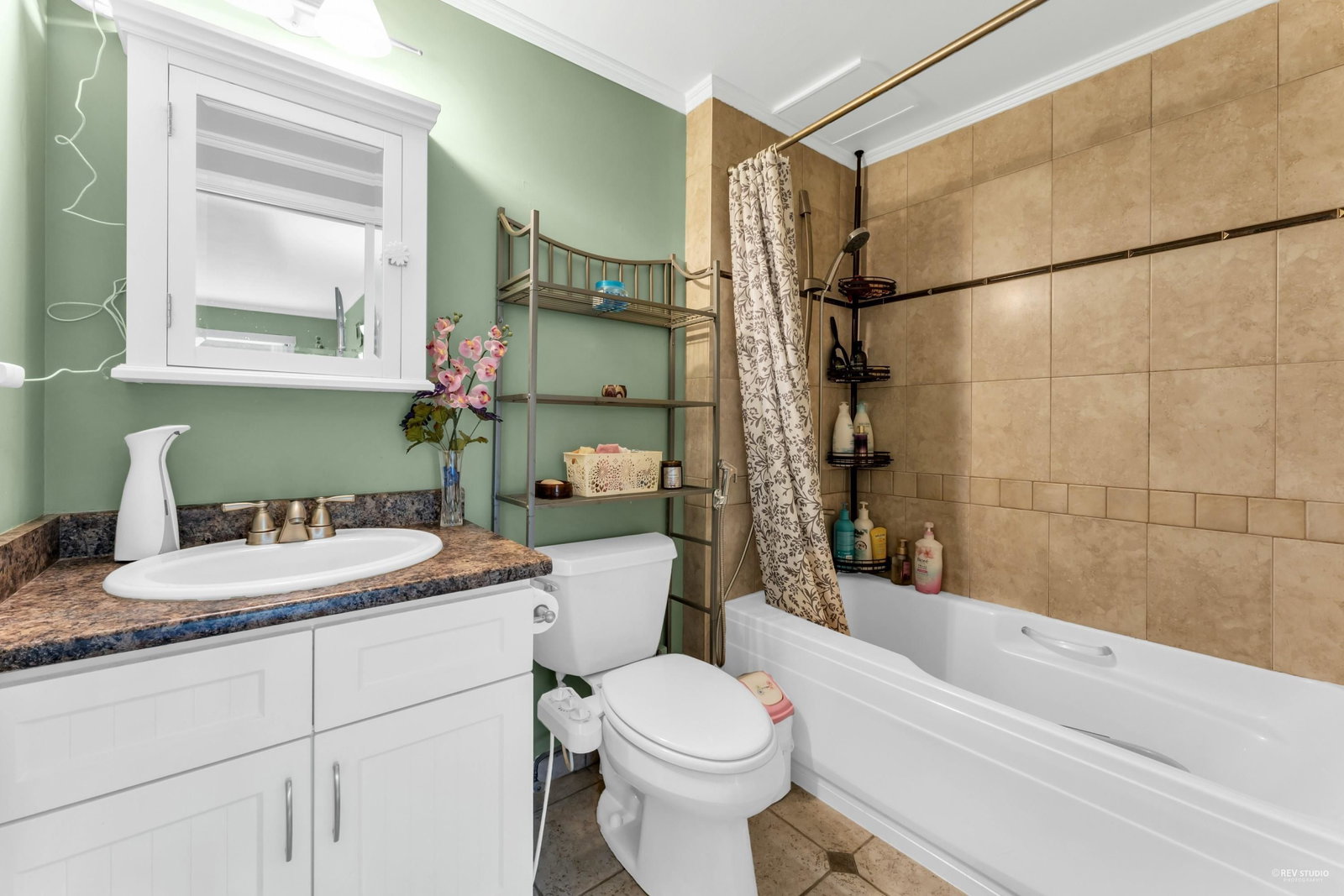 Listing Image 15