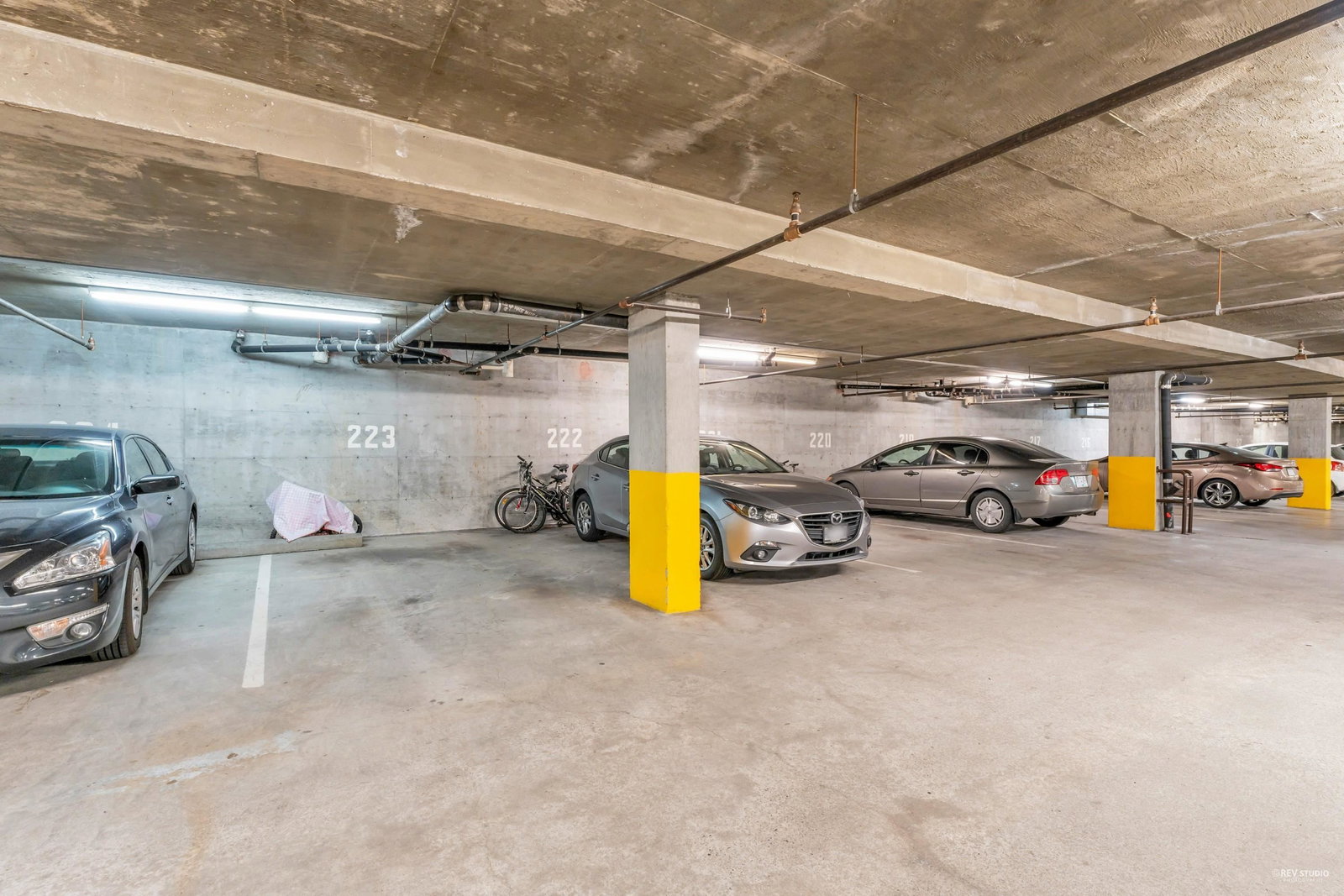 Listing Image 25