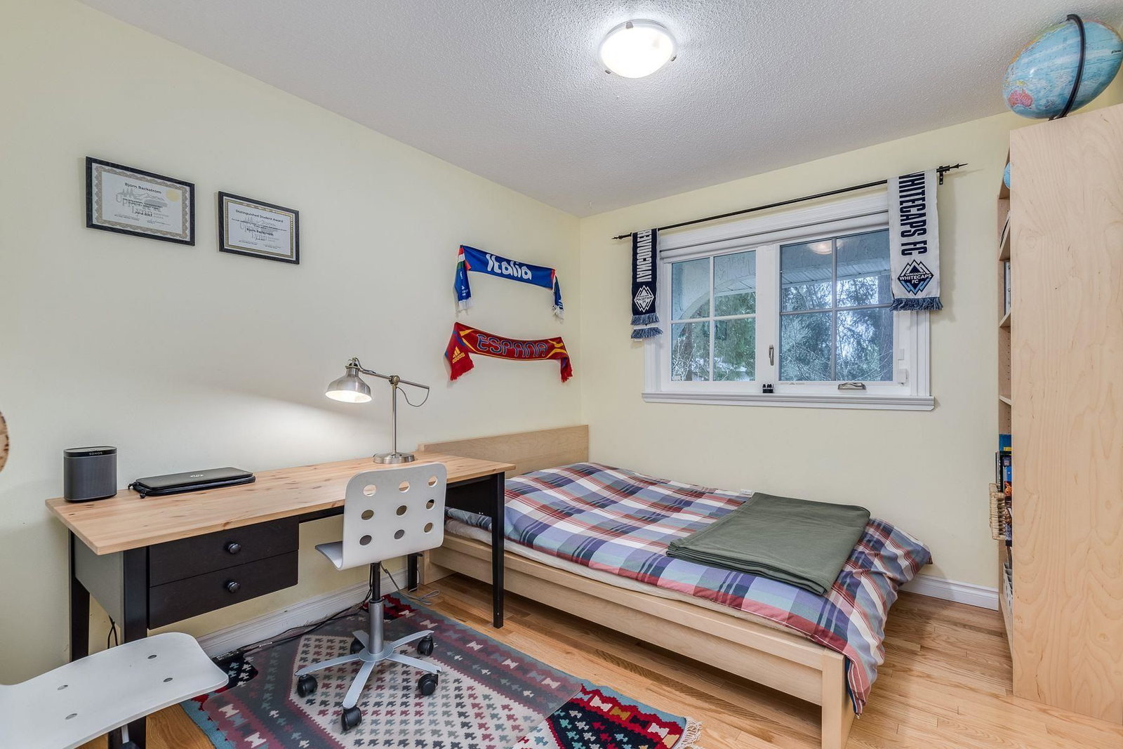 Listing Image 19