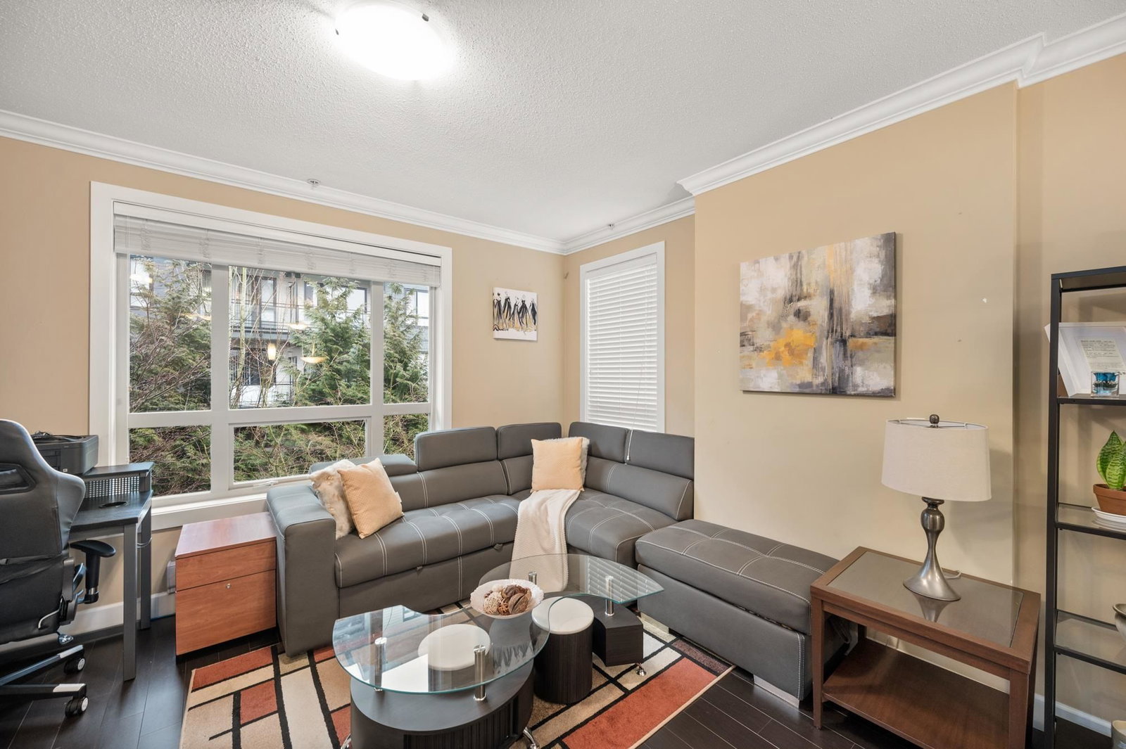 Listing Image 11