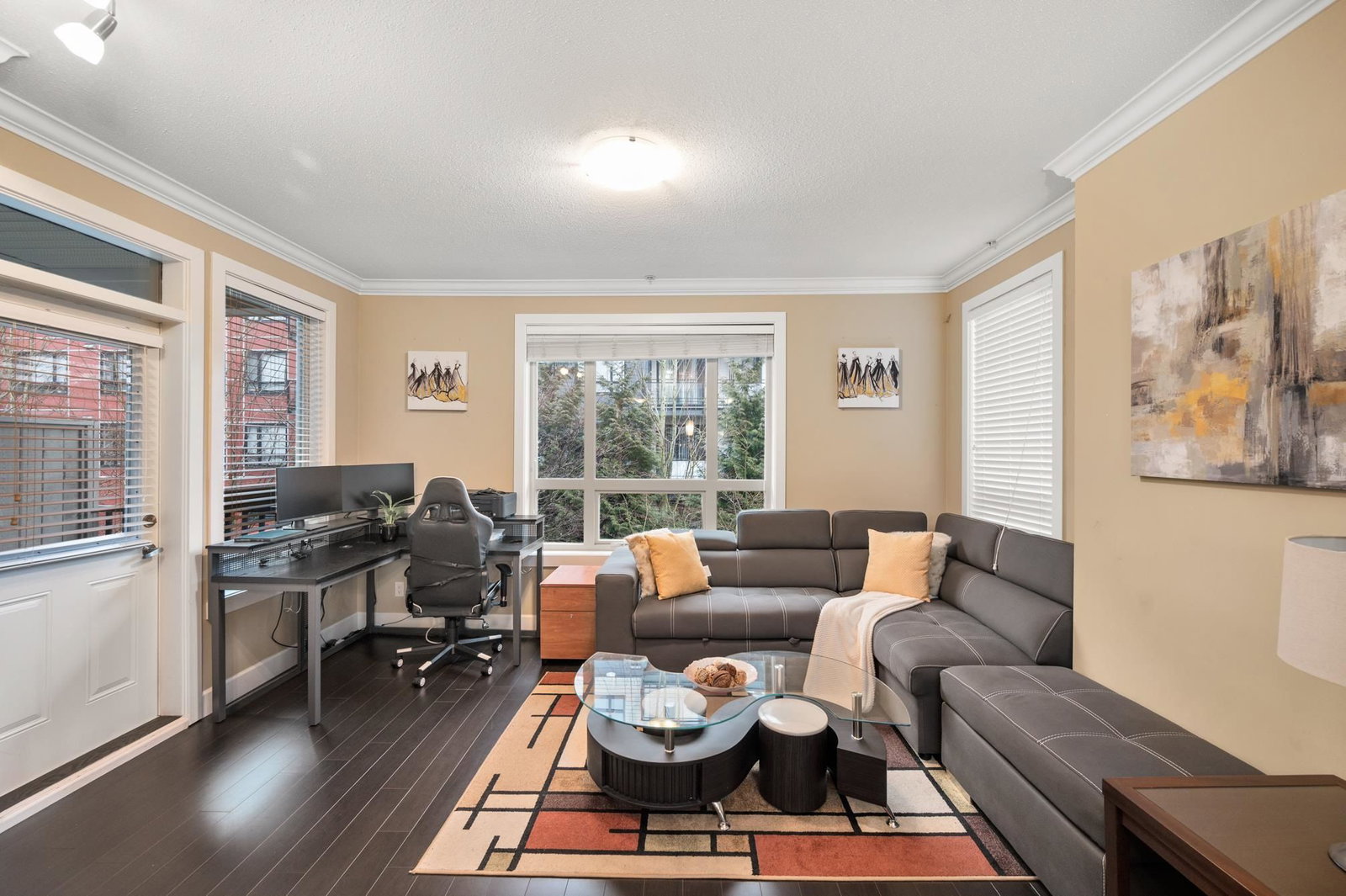 Listing Image 9