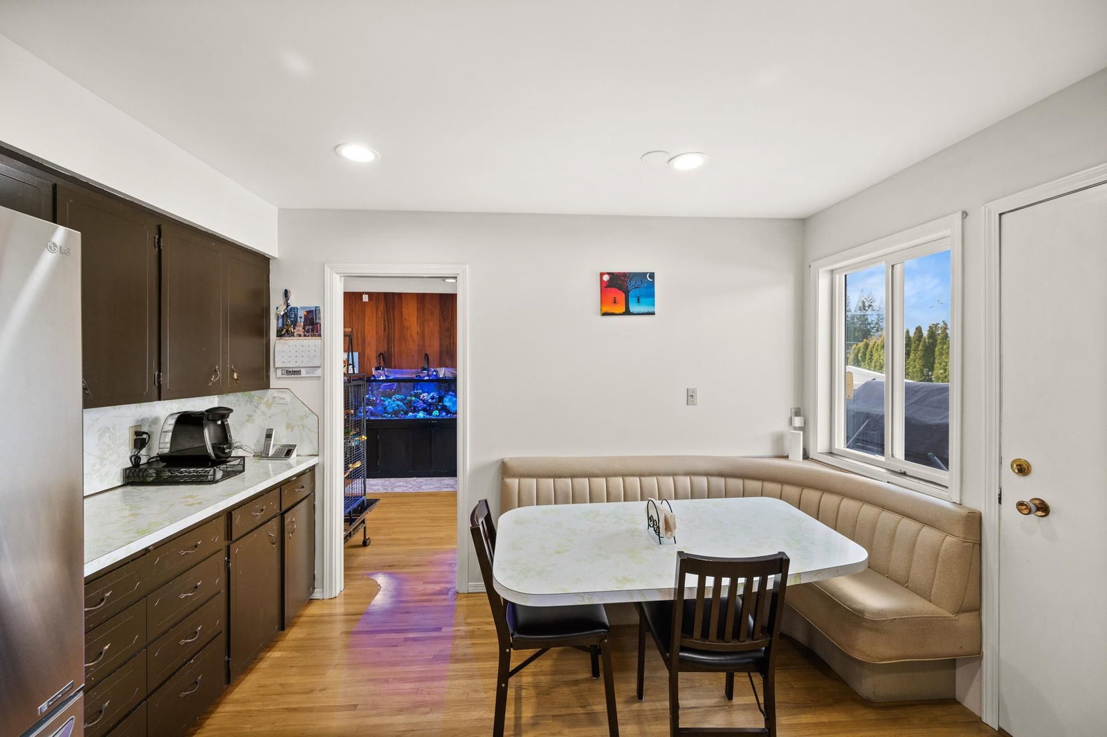 Listing Image 14