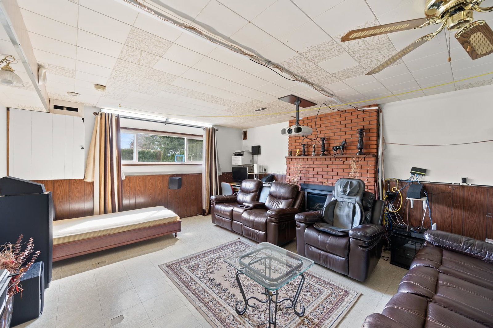 Listing Image 25