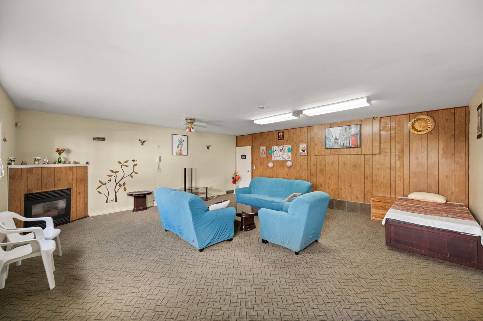 Listing Image 28