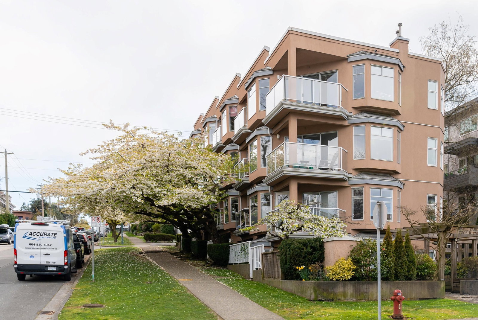 Listing Image 13