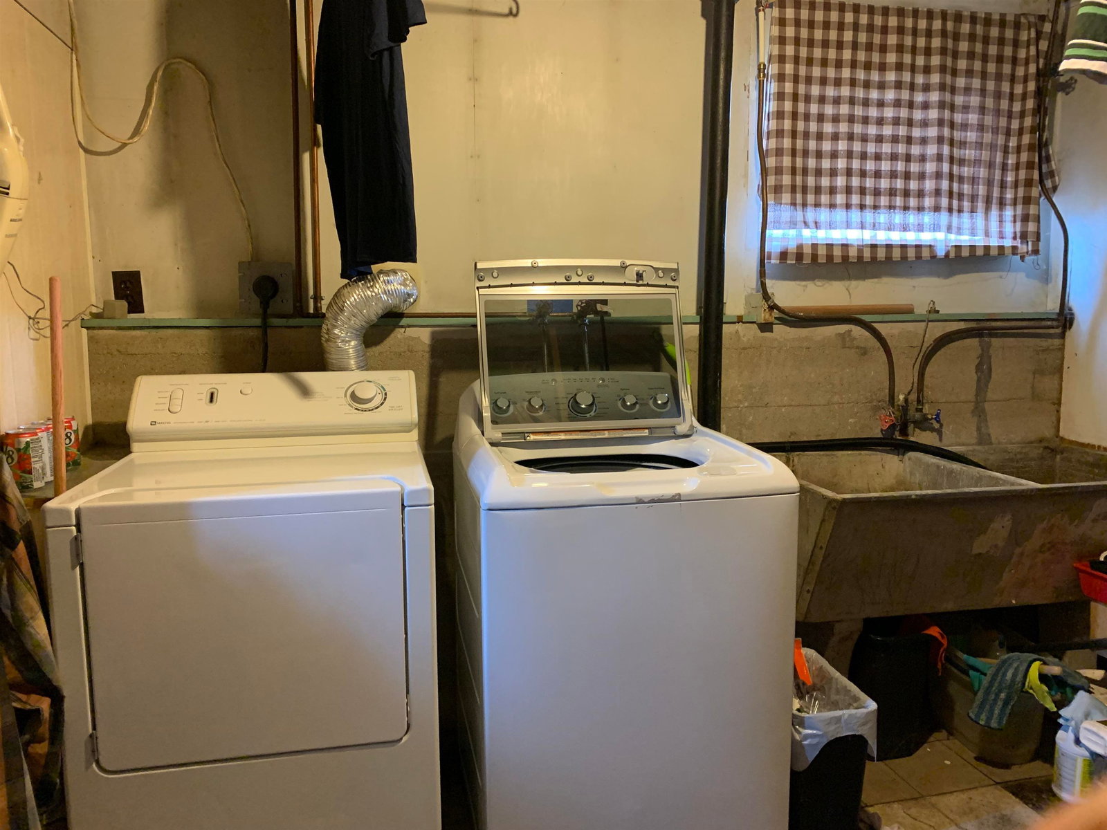 Listing Image 19