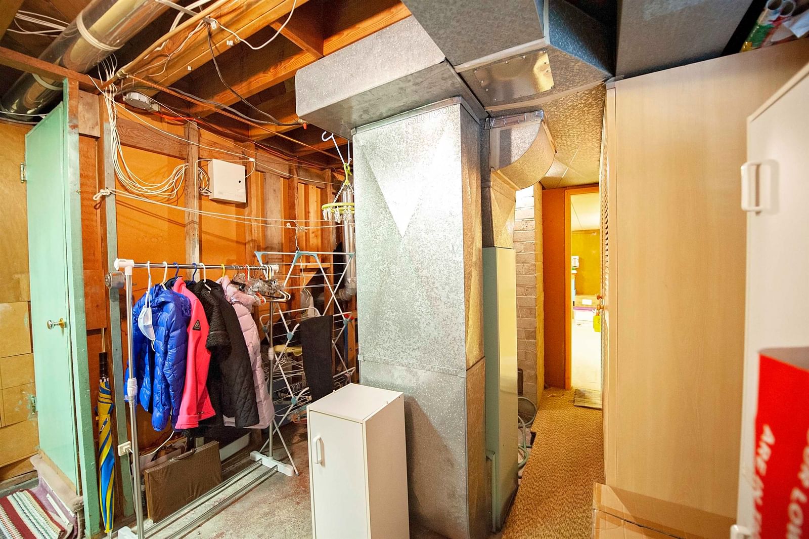 Listing Image 12