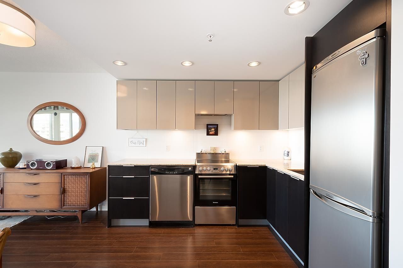Listing Image 19