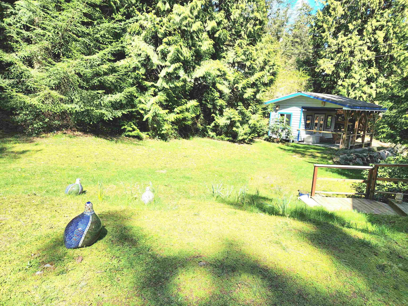 Listing Image 5