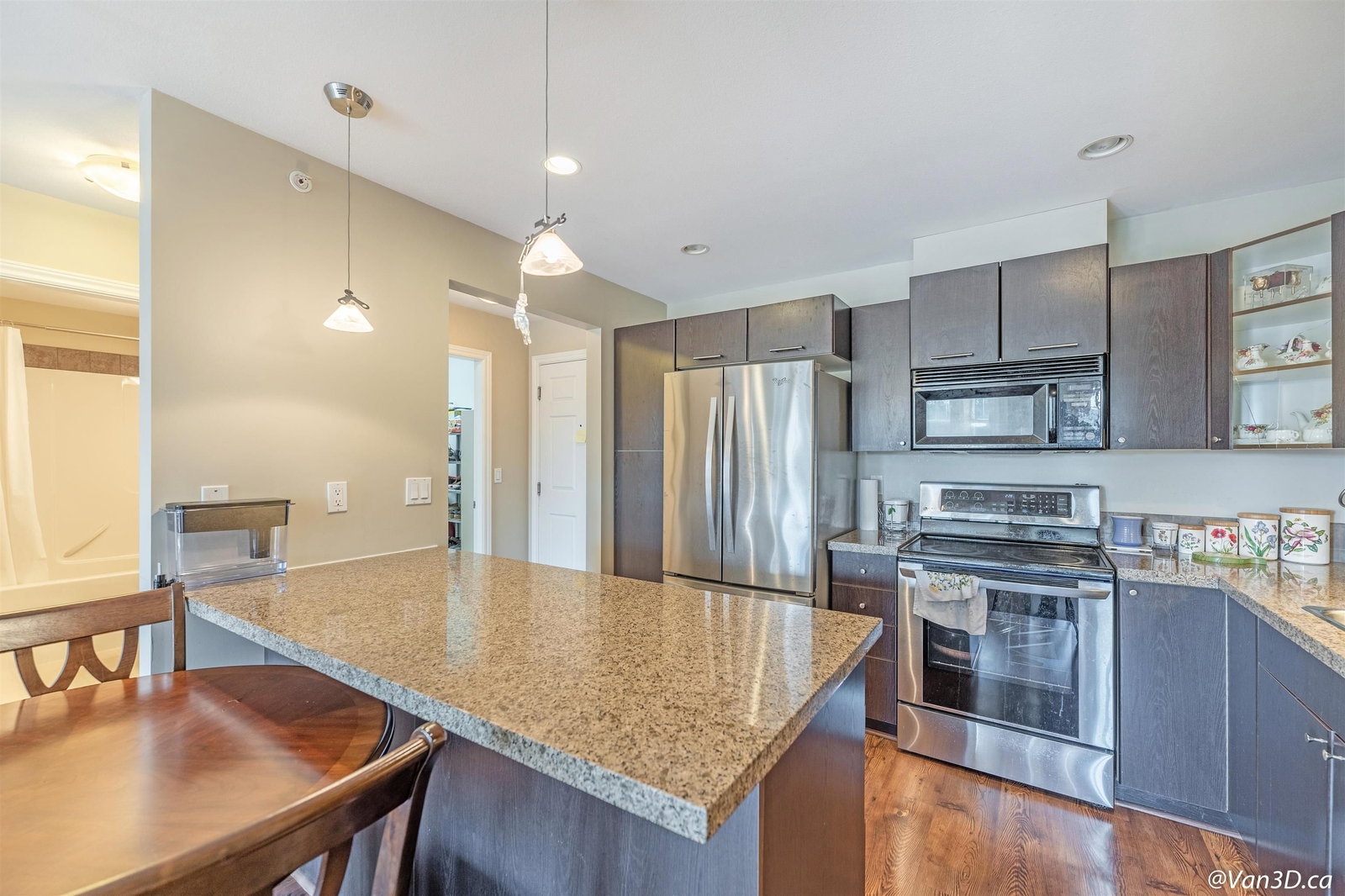 Listing Image 10