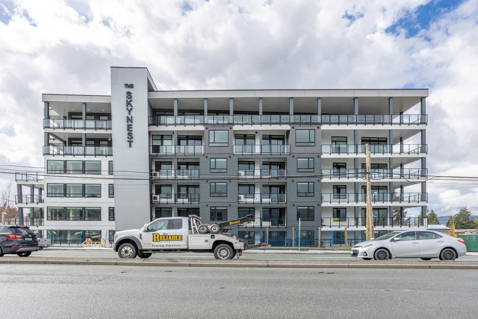 Listing Image 1