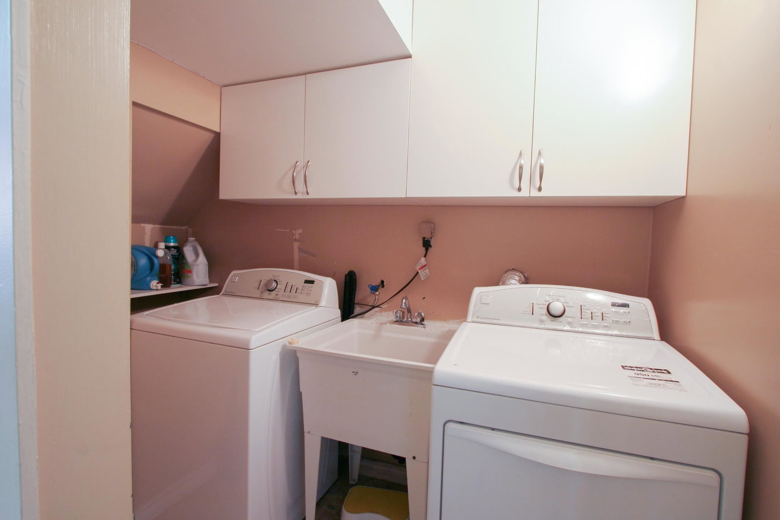 Listing Image 17