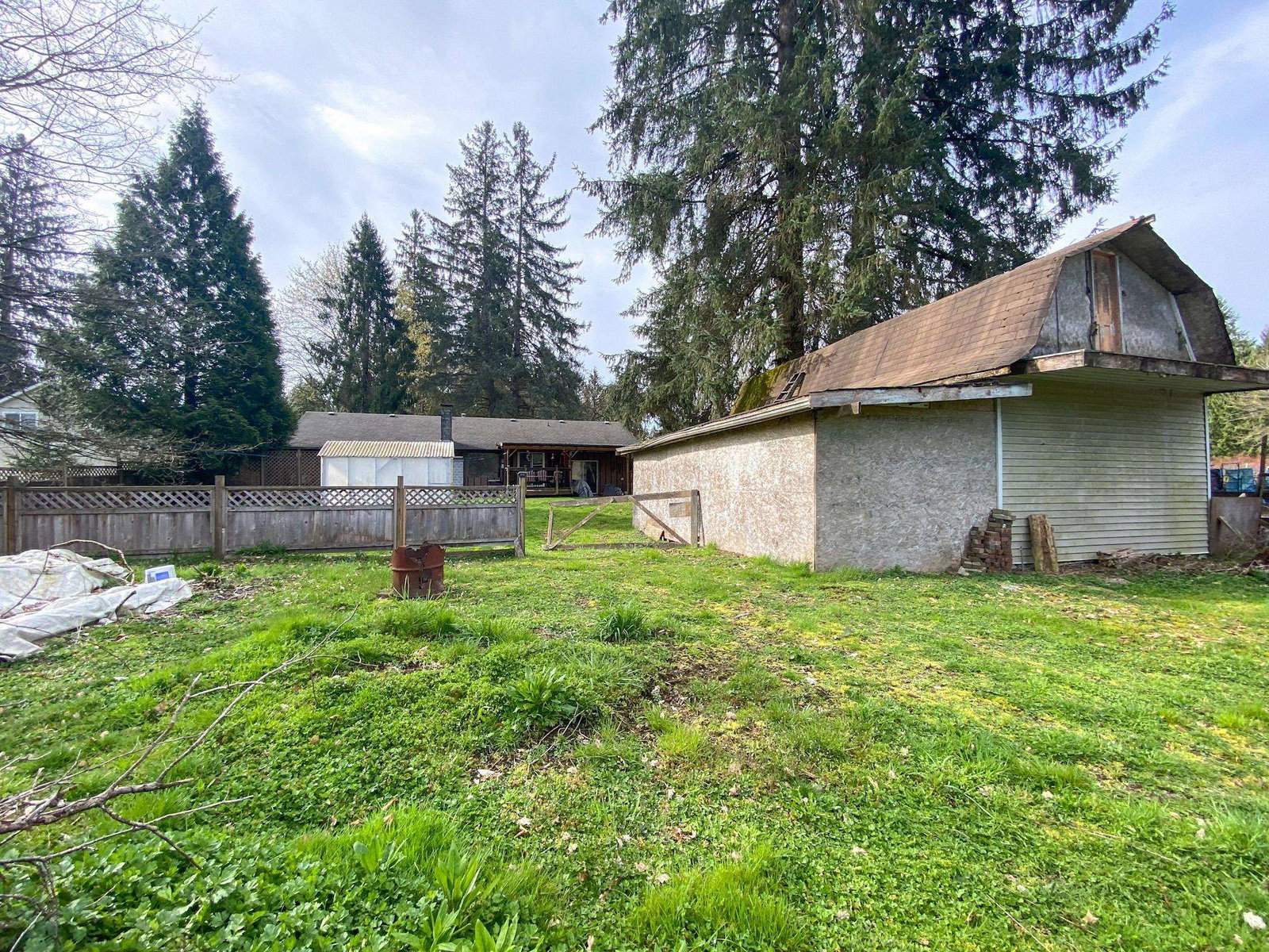 Listing Image 11