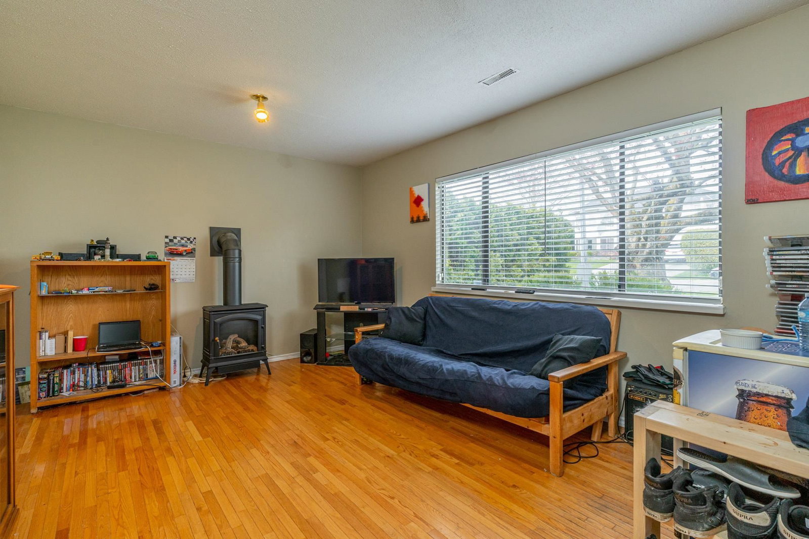Listing Image 20