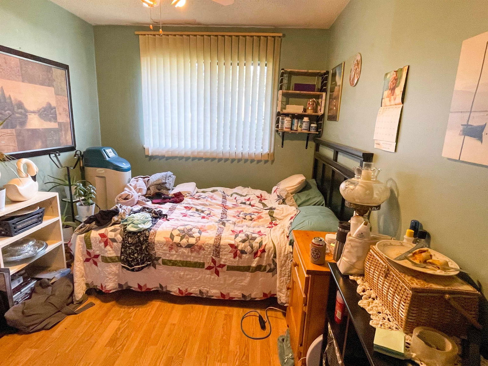 Listing Image 6