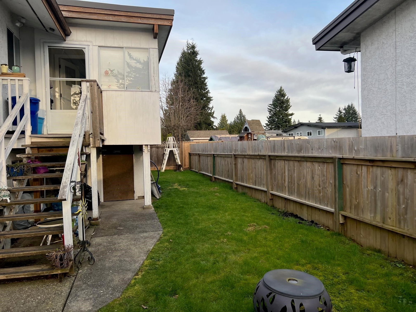 Listing Image 11