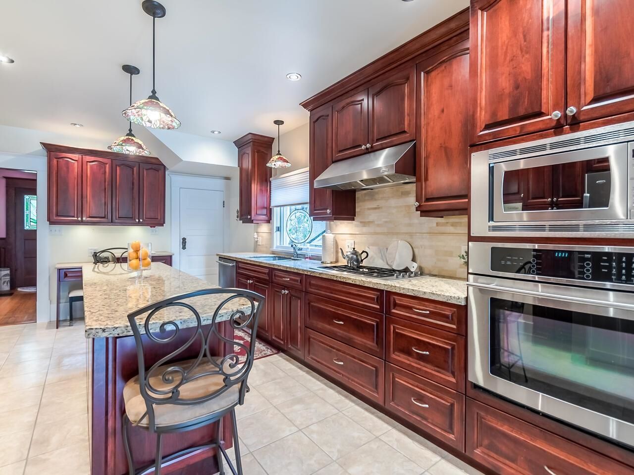 Listing Image 10