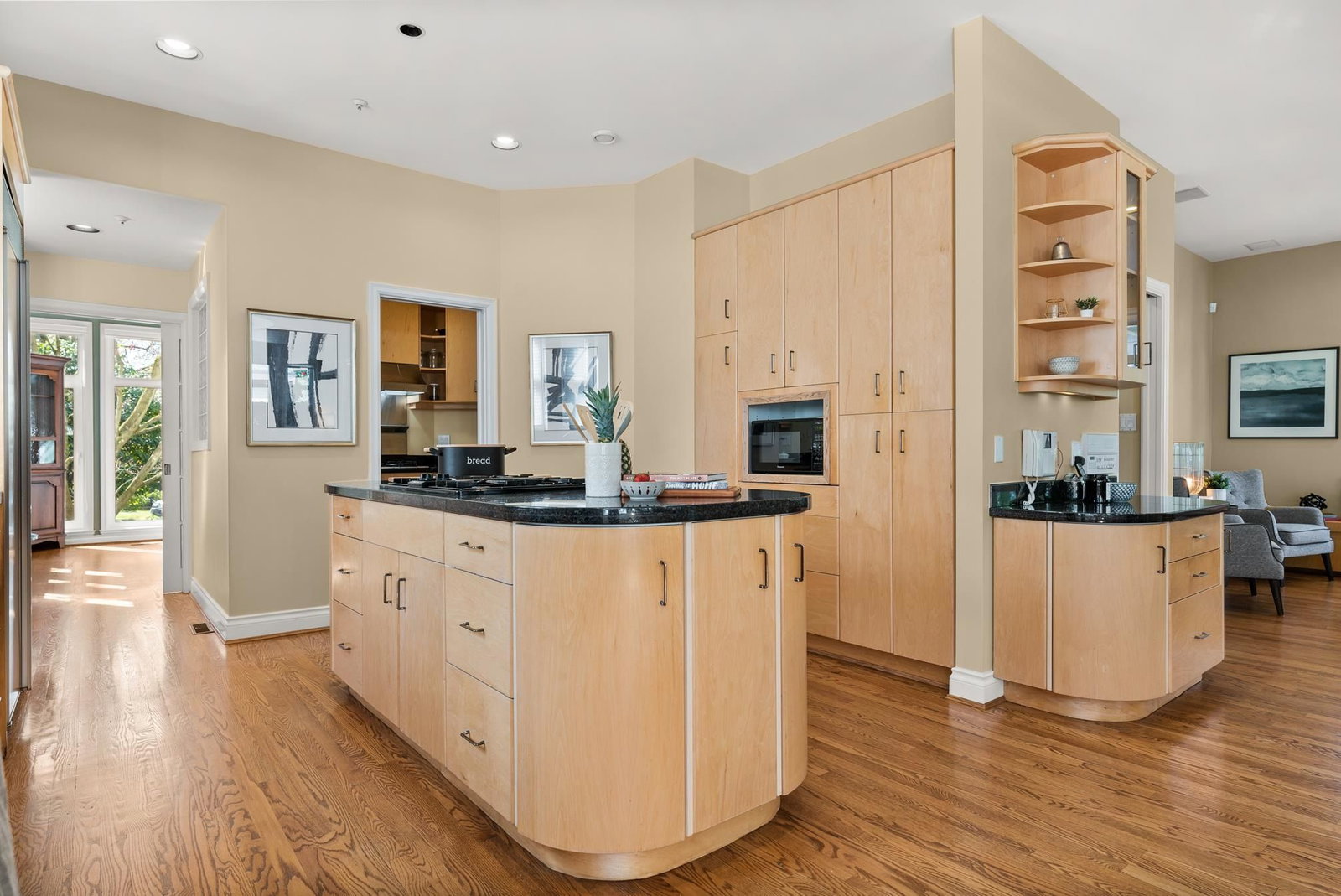 Listing Image 15