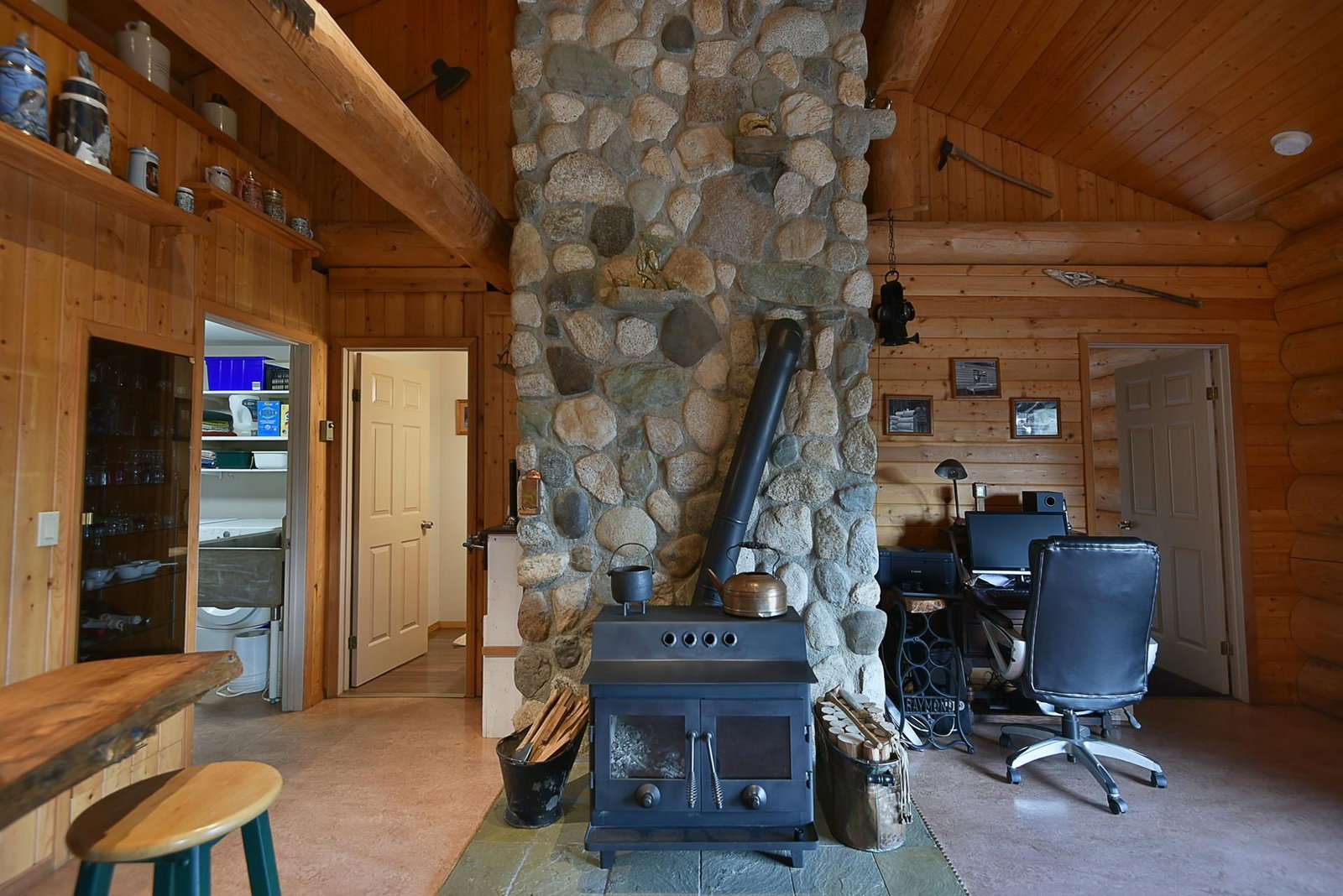 Listing Image 12
