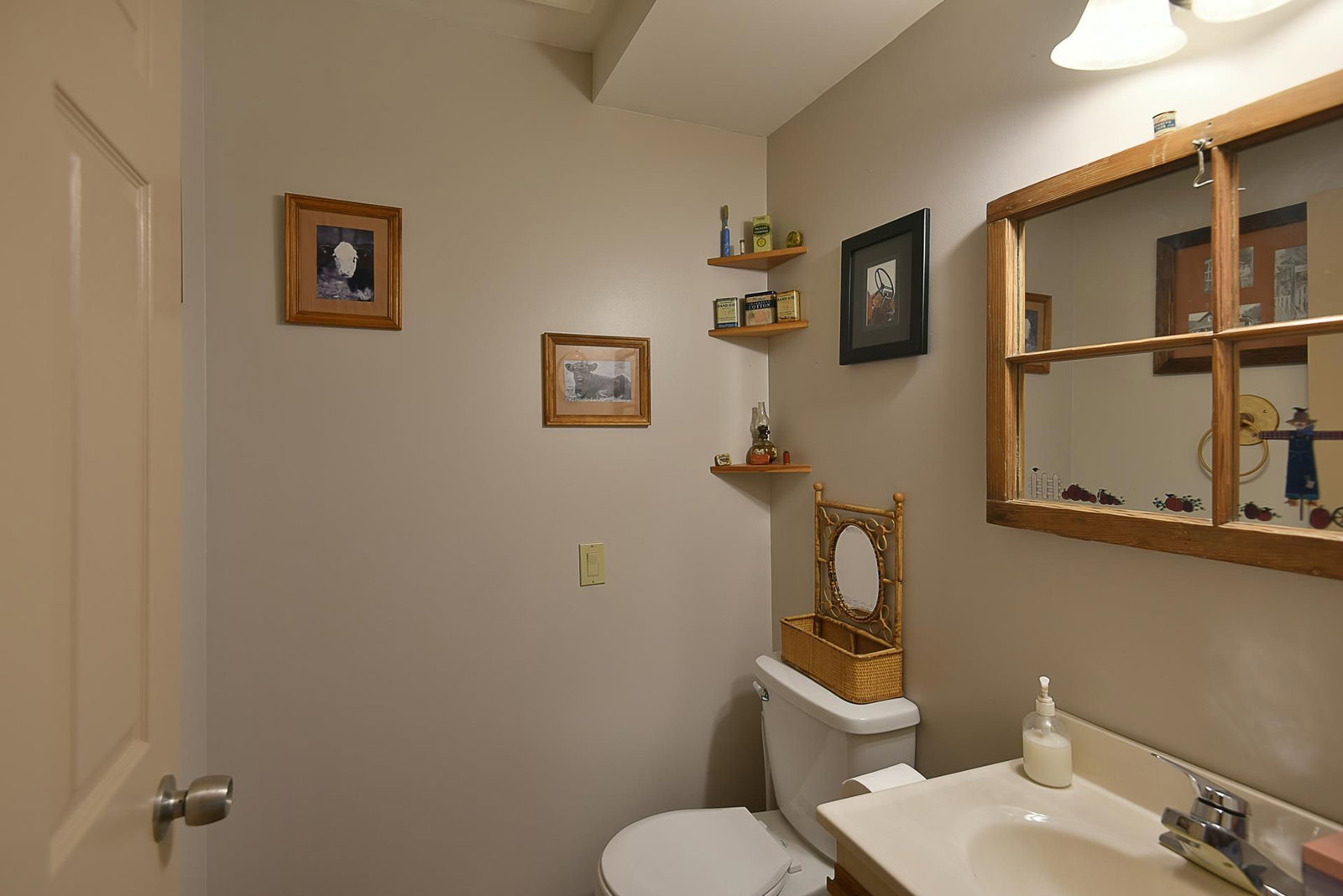 Listing Image 19