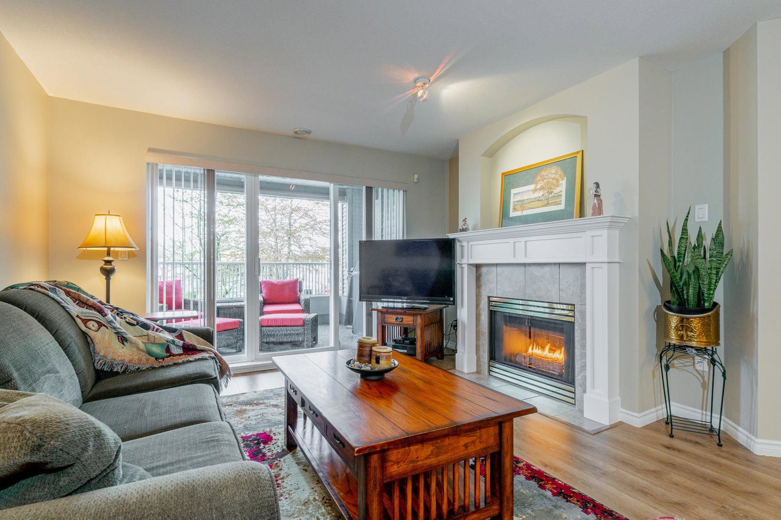 Listing Image 8