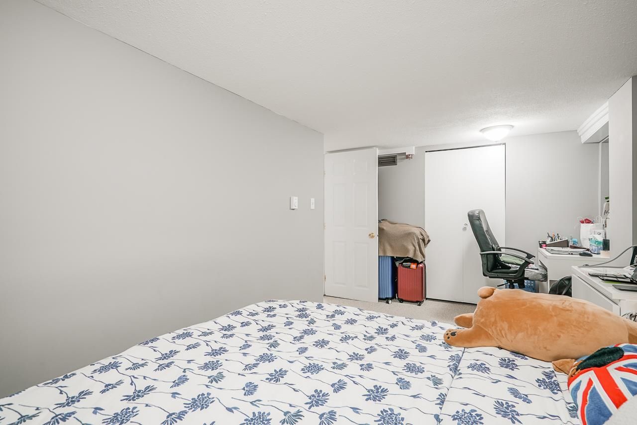 Listing Image 24