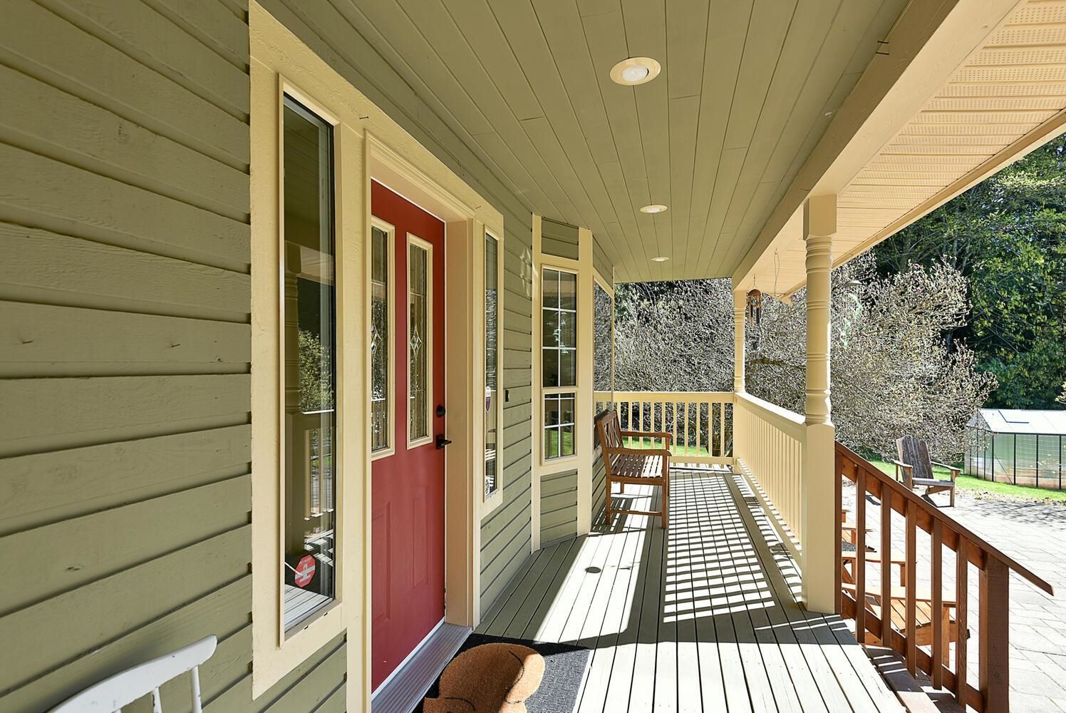 Listing Image 5
