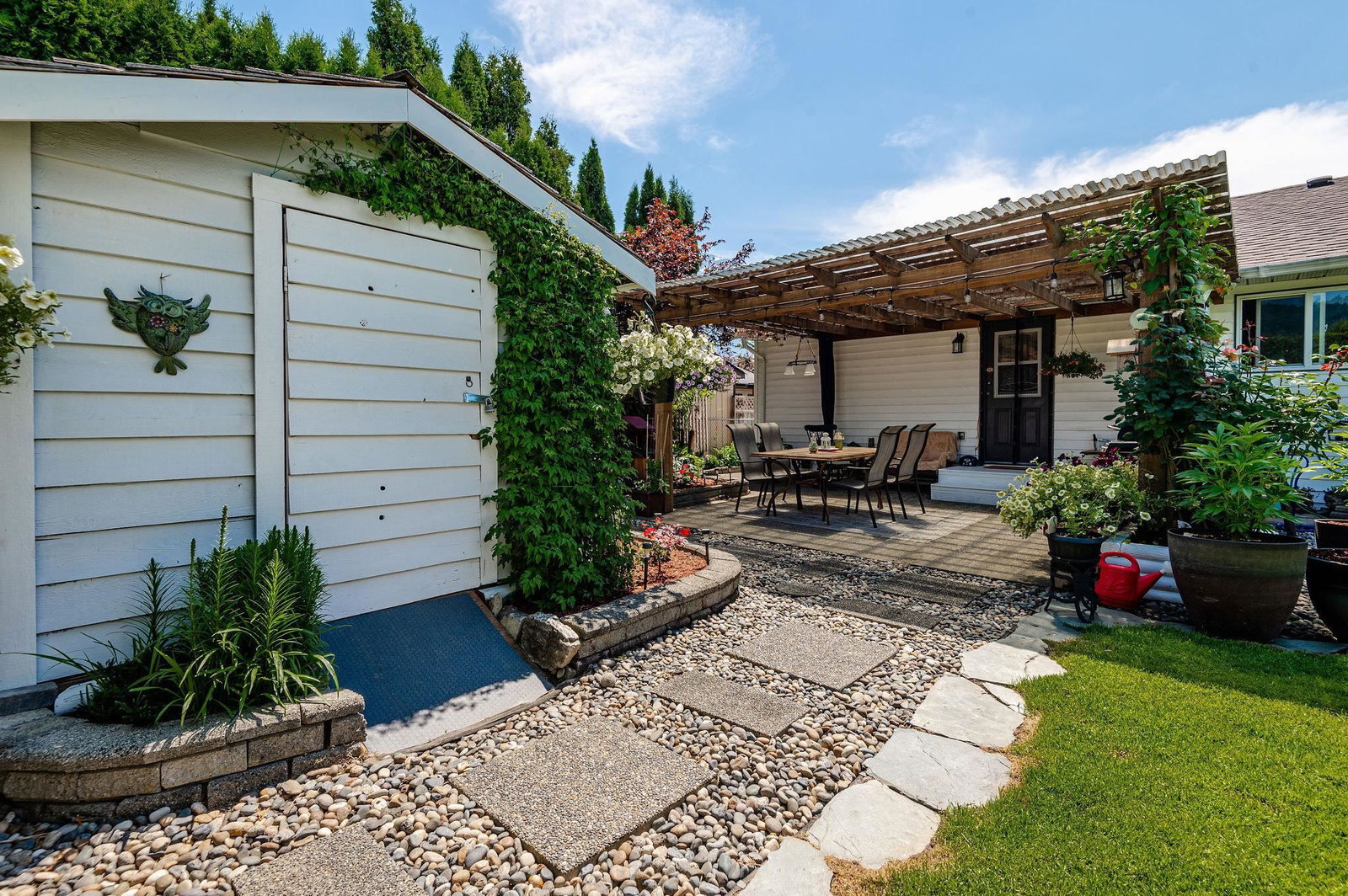 Listing Image 12