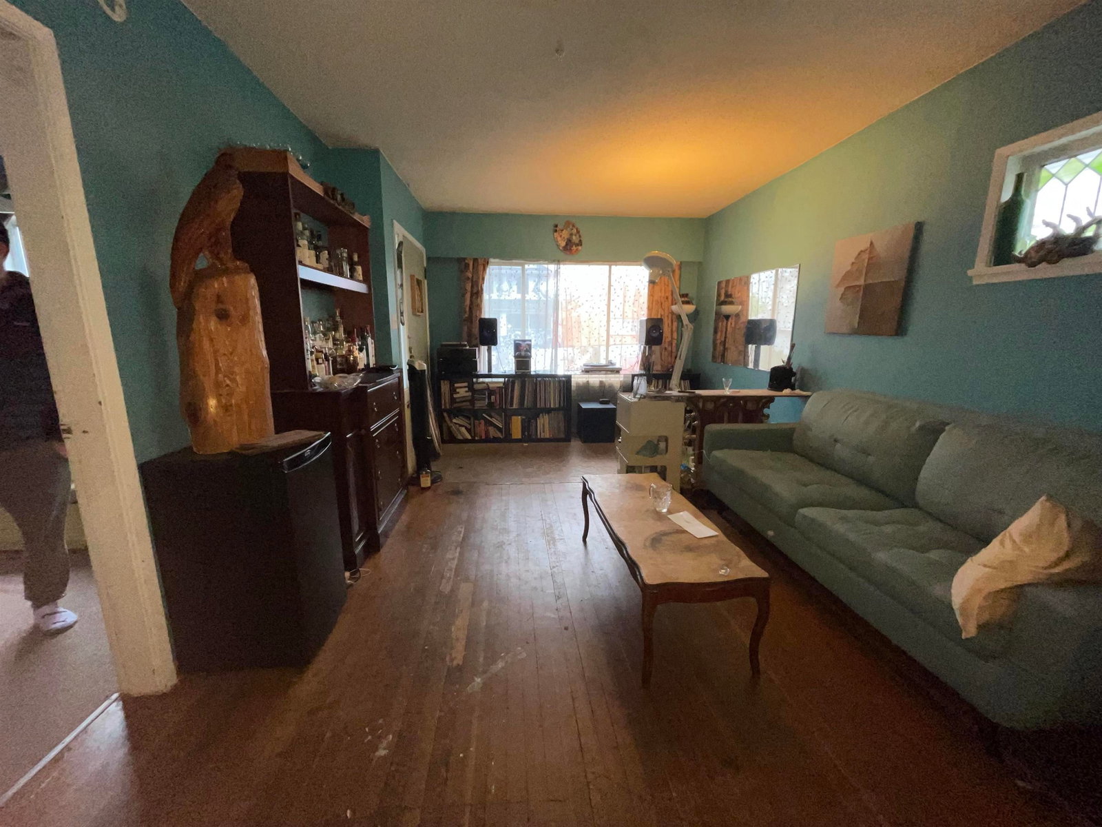 Listing Image 11