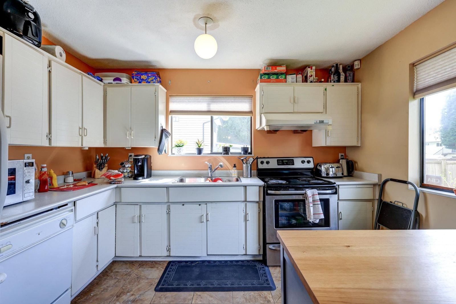 Listing Image 14