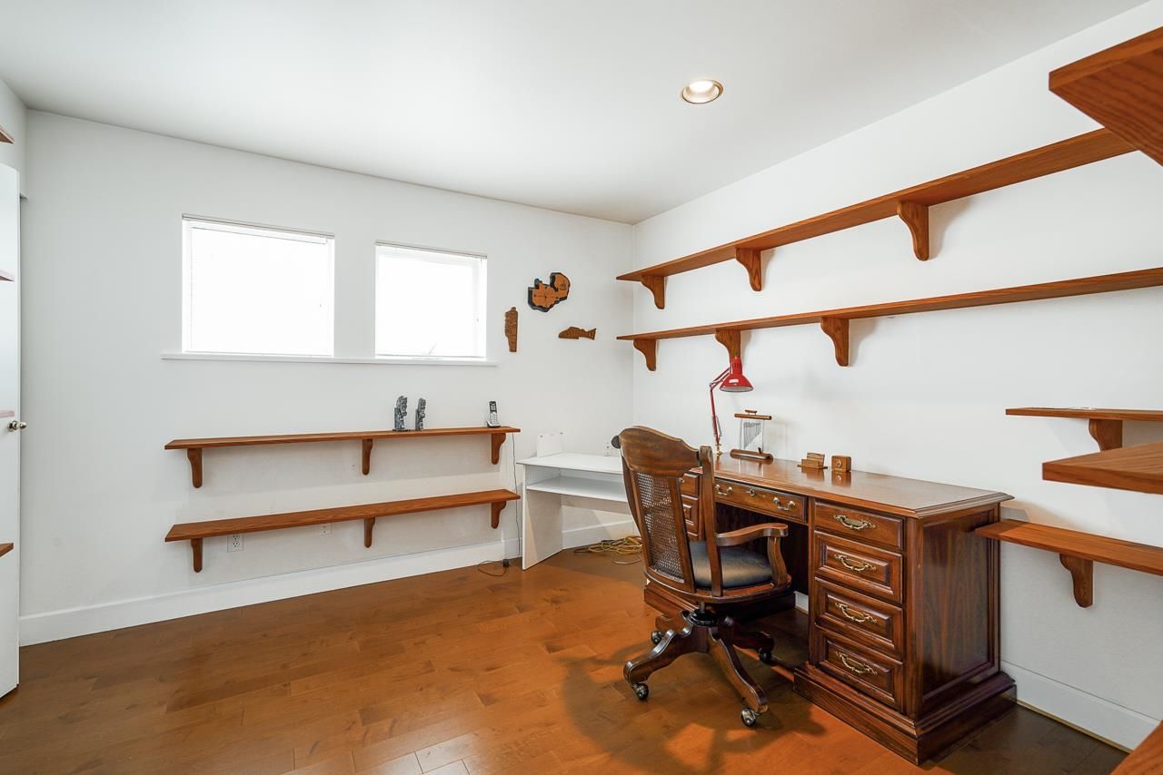 Listing Image 22