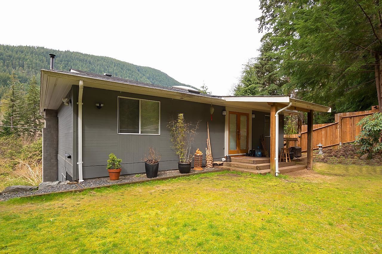 Listing Image 11
