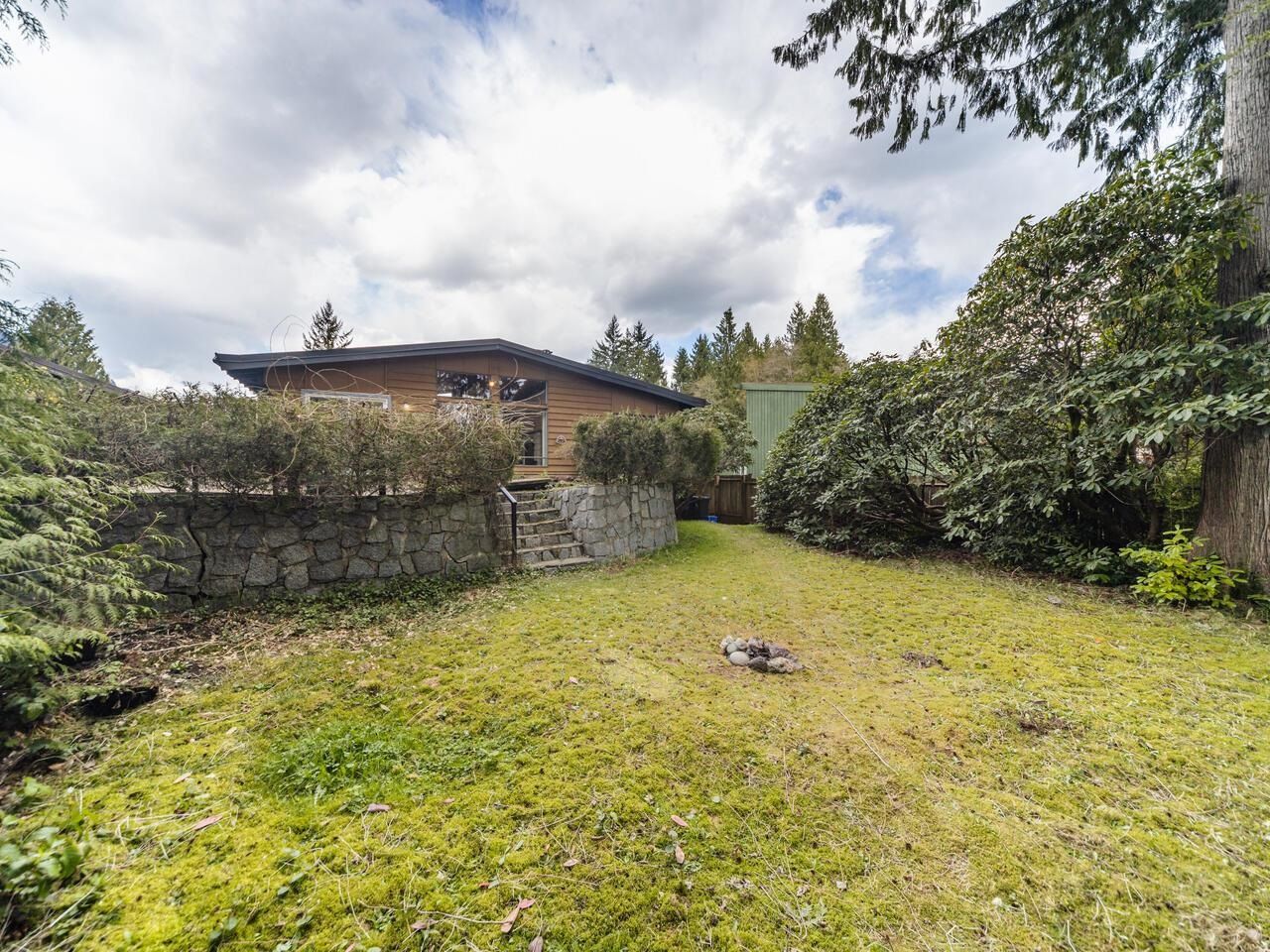 Listing Image 24