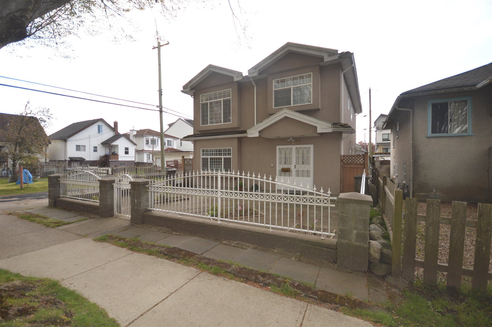 Listing Image 1