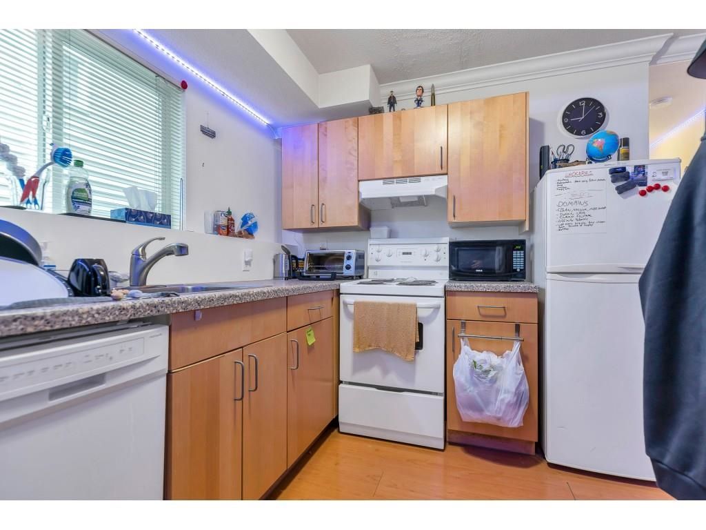 Listing Image 27