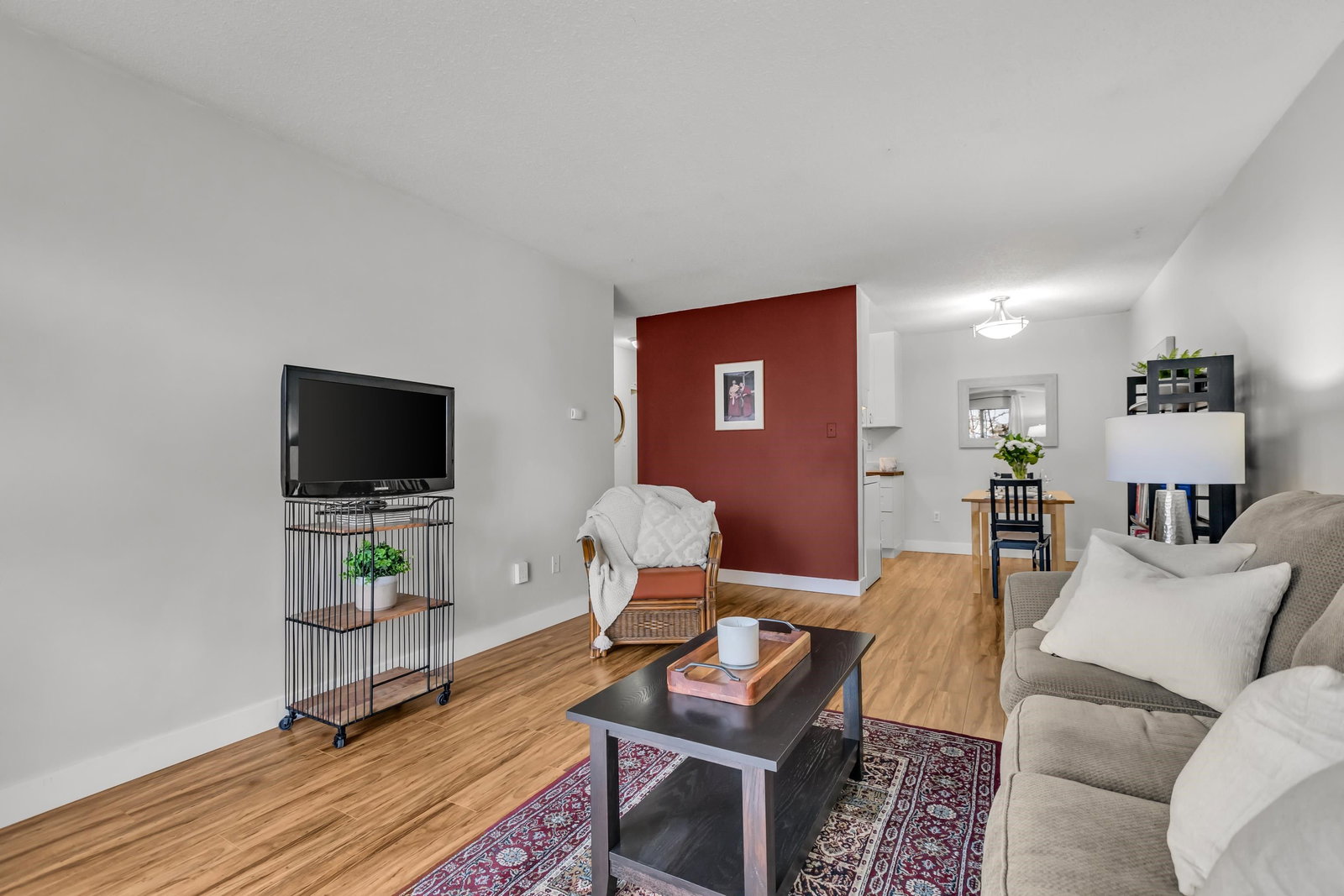 Listing Image 13