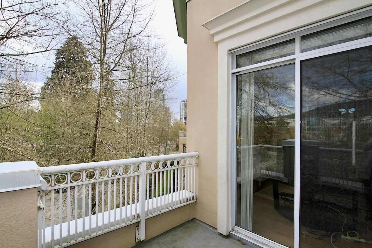 Listing Image 19