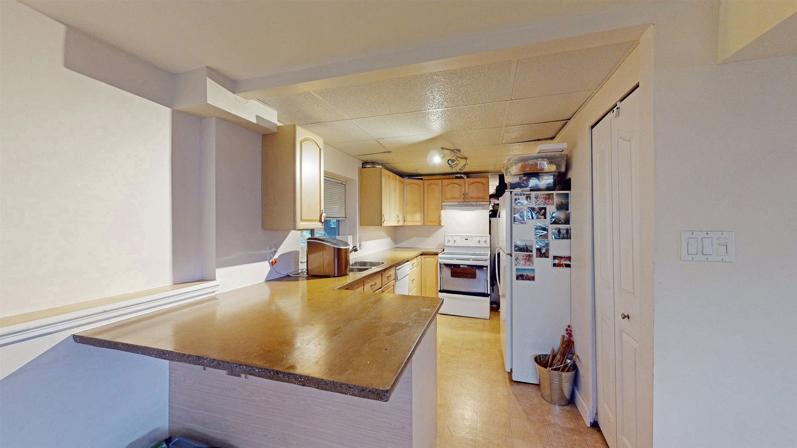 Listing Image 18