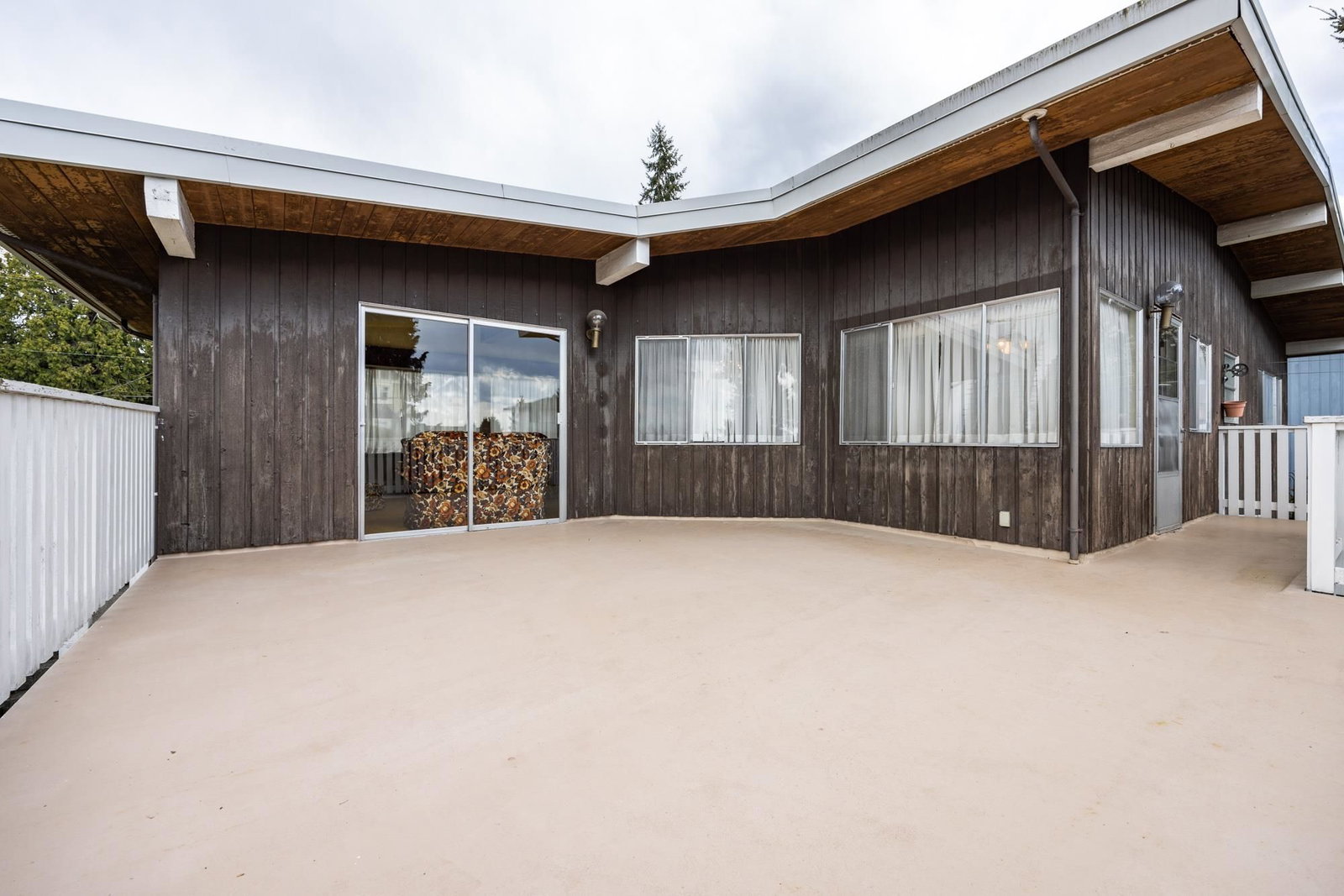 Listing Image 24