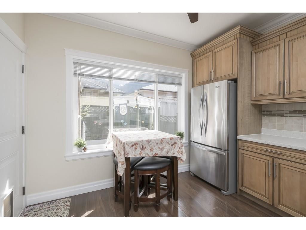 Listing Image 13