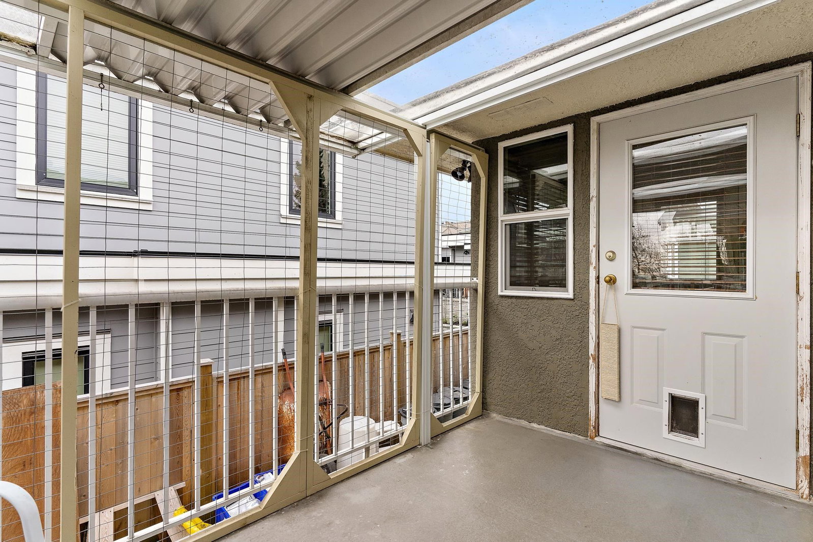 Listing Image 19